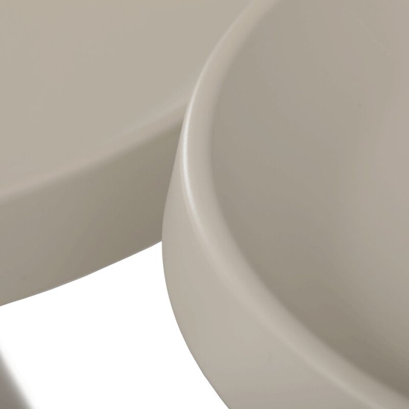 Sada dvoch konferenčných stolov z kovu – béžová