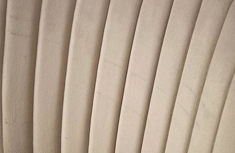 Jedálenská stolička, zlatá-béžová