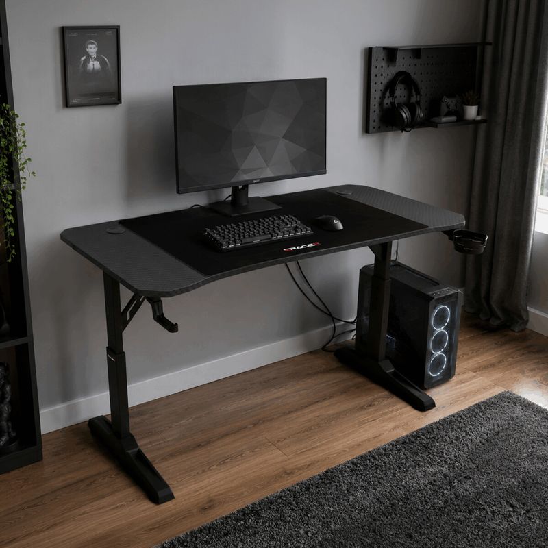 Pevný herný stôl 120x60, nastaviteľná výška, čierny, s kovovou podnožou