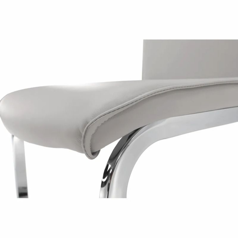 Štýlová jedálenská stolička v svetlosivej ekokoži