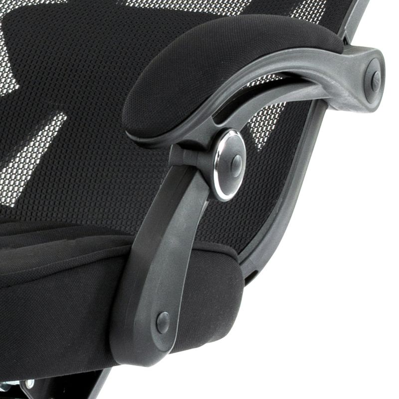 Moderné designové kreslo v čiernom prevedení