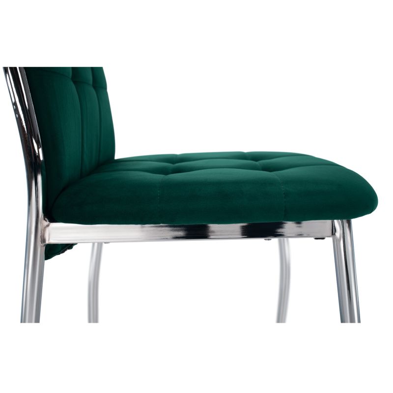 Pohodlná jedálenská stolička v modernom dizajne smaragdová