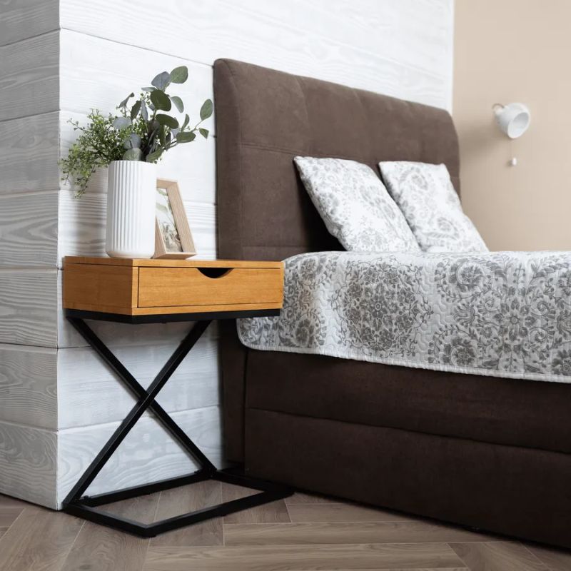 Moderný príručný/nočný stolík, dub/čierna