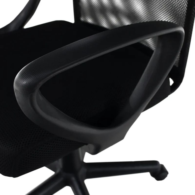 Kancelárska stolička v elegantnej čiernej sieťovine