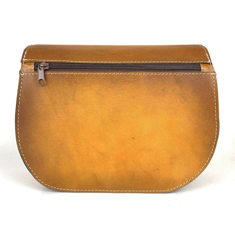 Tmavo žltá kožená kabelka, ručne tieňovaná, uzatváranie - skrytý magnet