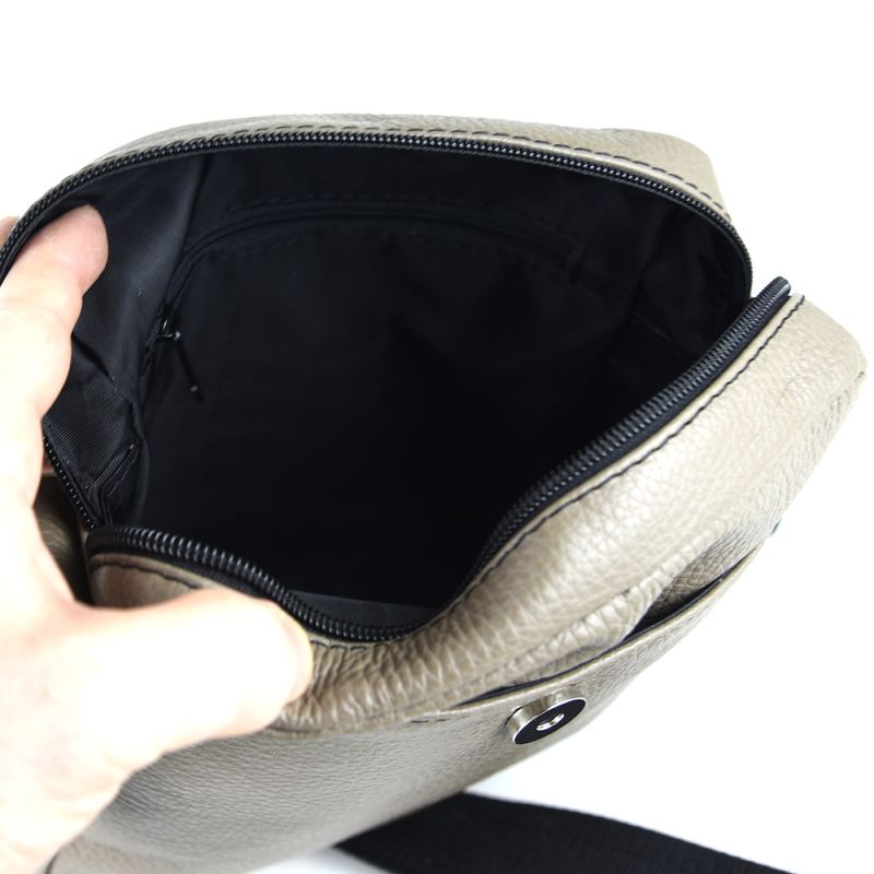 Luxusná crossbody kožená etuja z pravej kože v khaki farbe