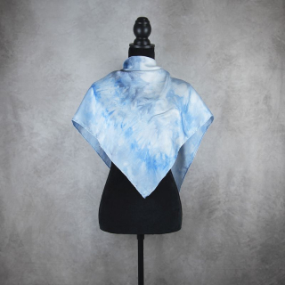 Limitovaná hodvábna šatka LIMITED_223 – 90 x 90 cm, ručne vyrobená na Slovensku