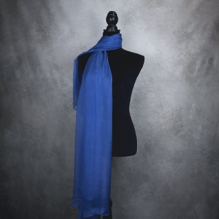 Hodvábny šál TMAVO MODRÝ 180 x 110cm
