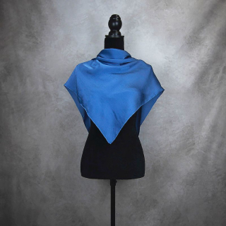 Hodvábna šatka TMAVO MODRÁ 90 x 90cm