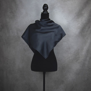 Hodvábna šatka ČIERNA 90 x 90cm